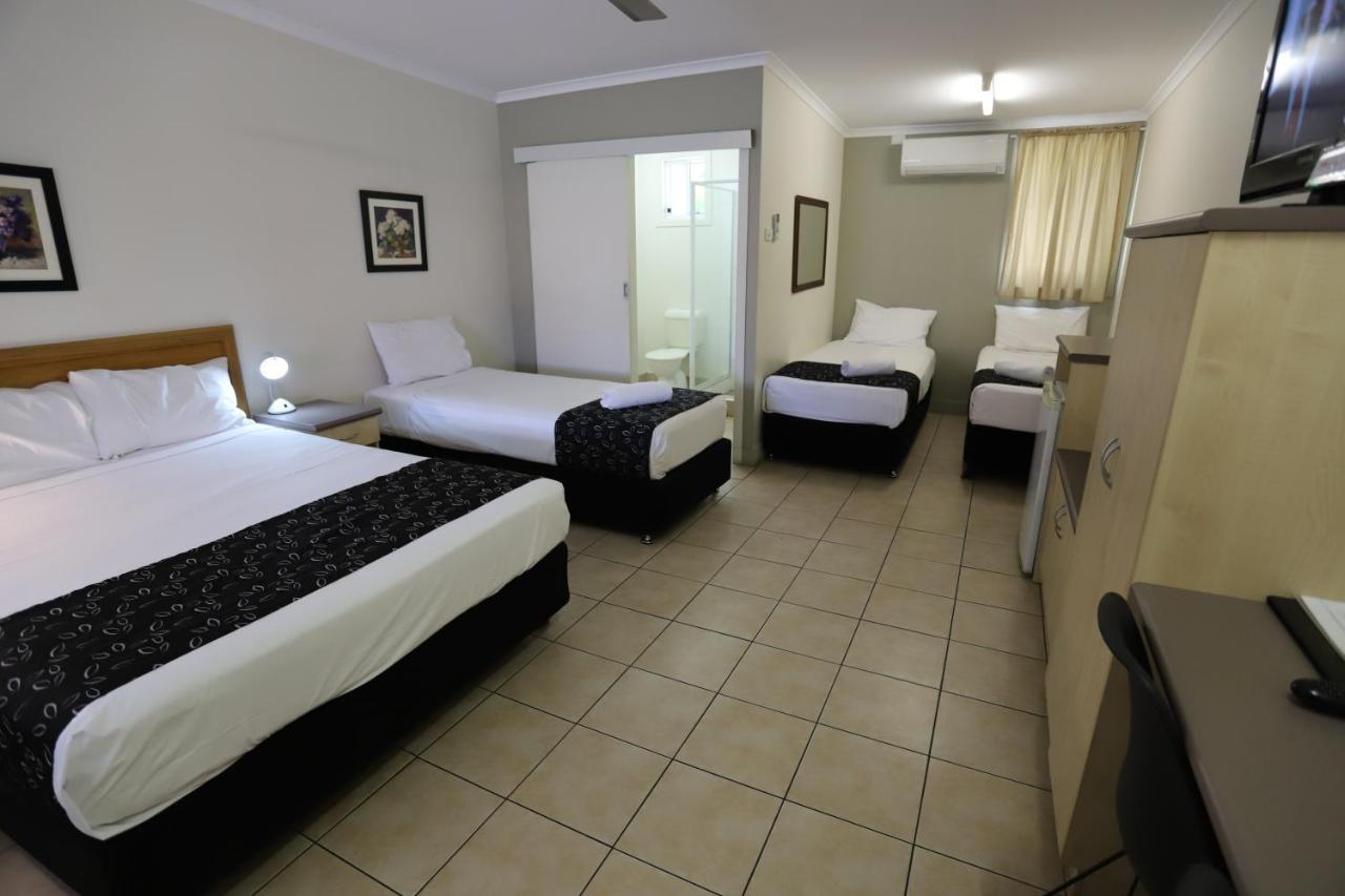 Tropic Coast Motel Маккай Экстерьер фото