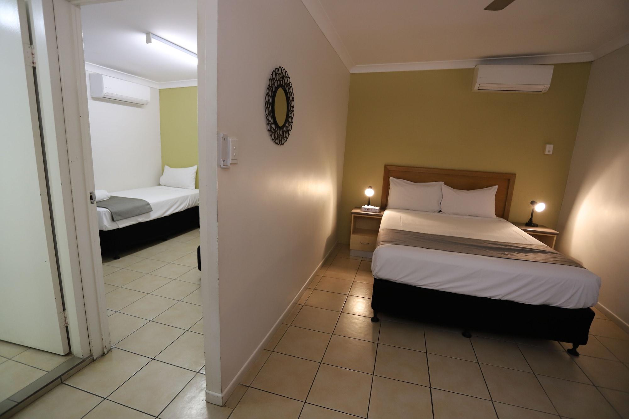 Tropic Coast Motel Маккай Экстерьер фото