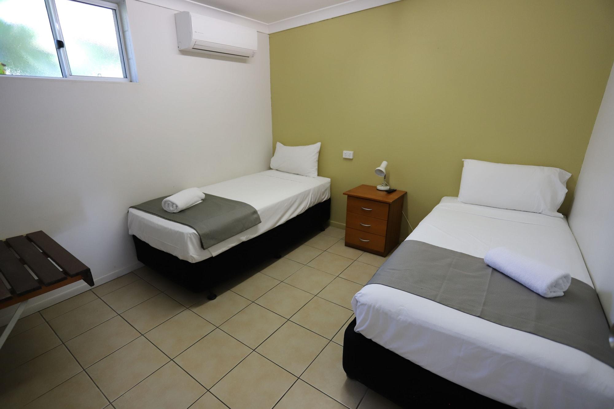 Tropic Coast Motel Маккай Экстерьер фото