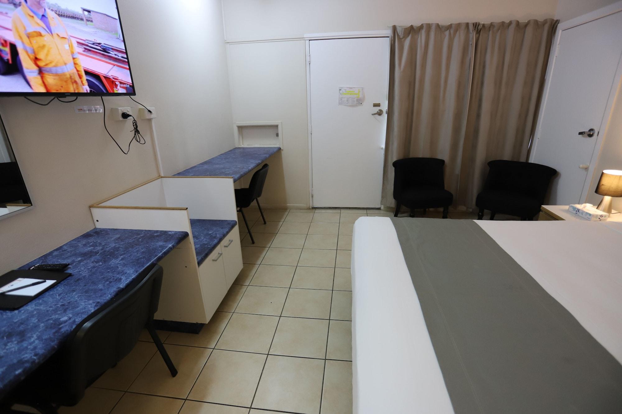 Tropic Coast Motel Маккай Экстерьер фото