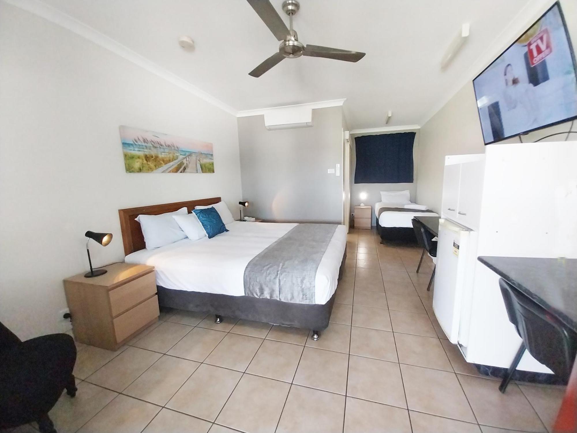 Tropic Coast Motel Маккай Экстерьер фото