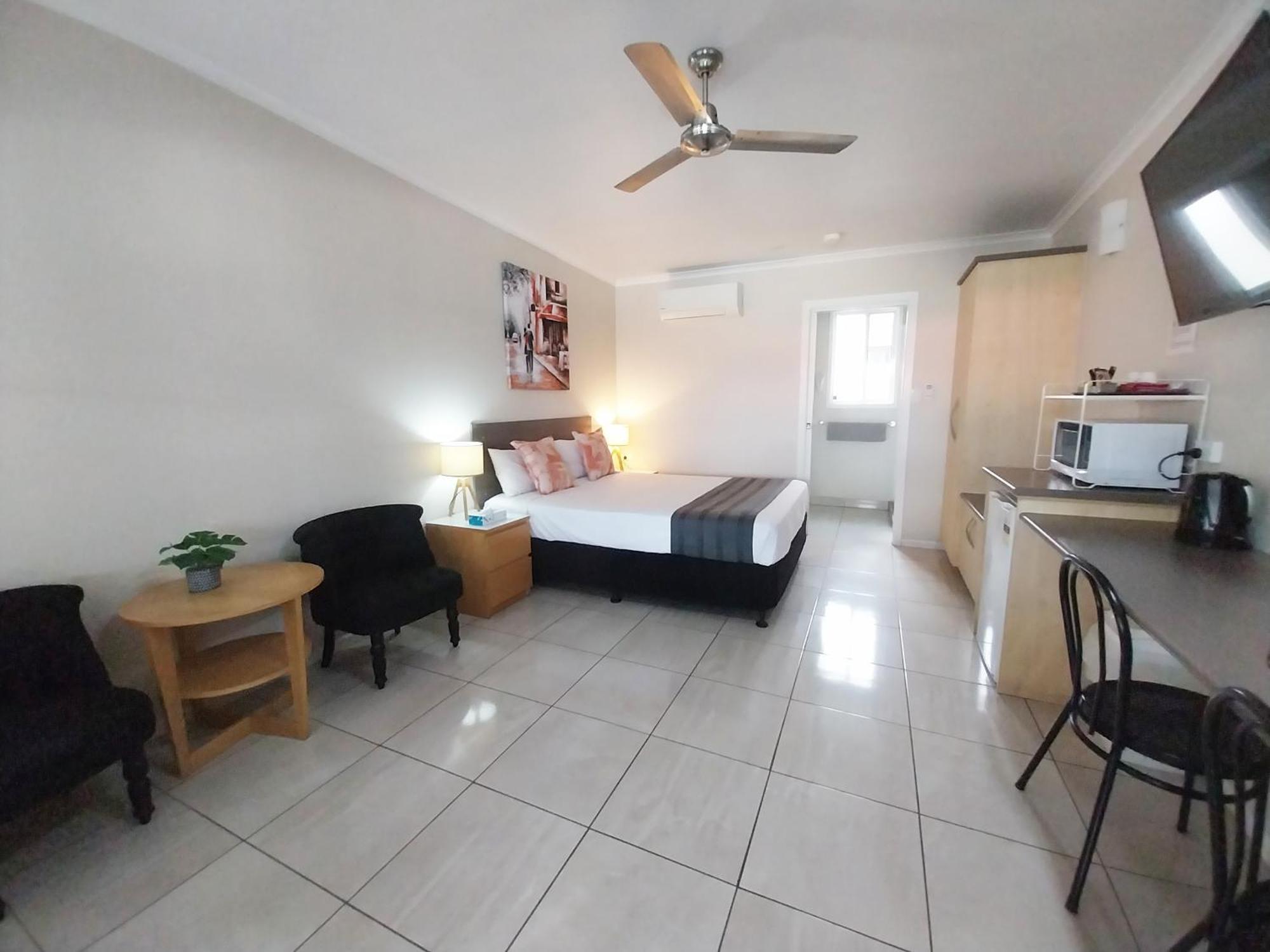Tropic Coast Motel Маккай Экстерьер фото